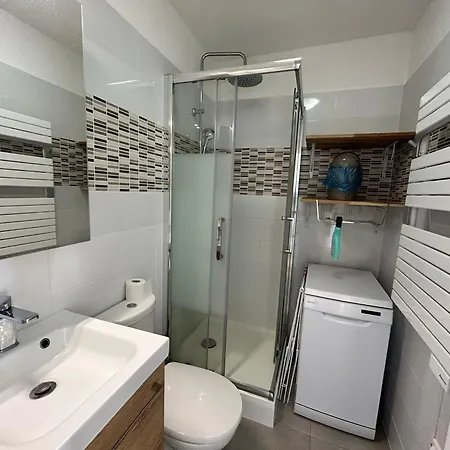 아파트 Bord De Avec Balcon Et Parking Au Pouliguen - Fr-1-842-10